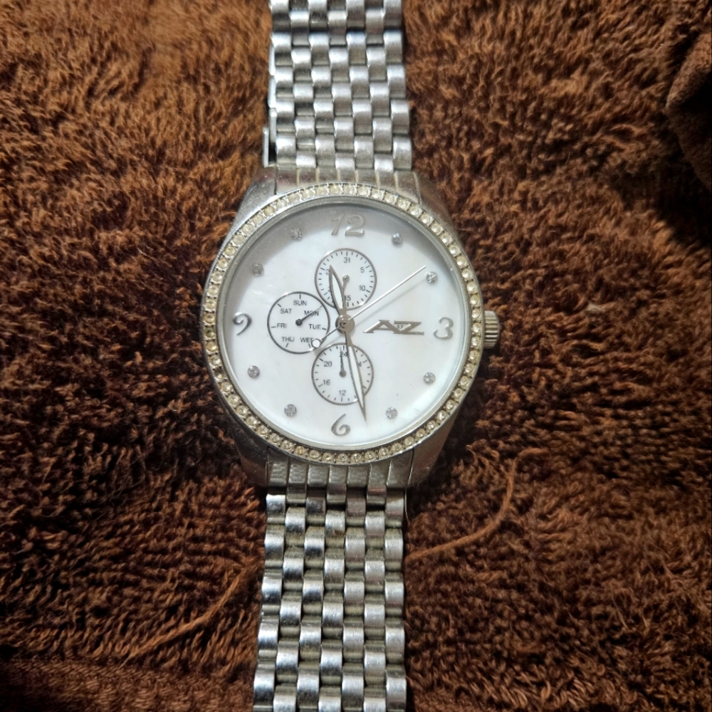 Mens AtoZ mother of pearl quartz watch